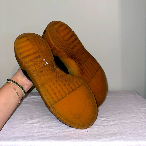 Puma Sneakers - Picture 4 of 4